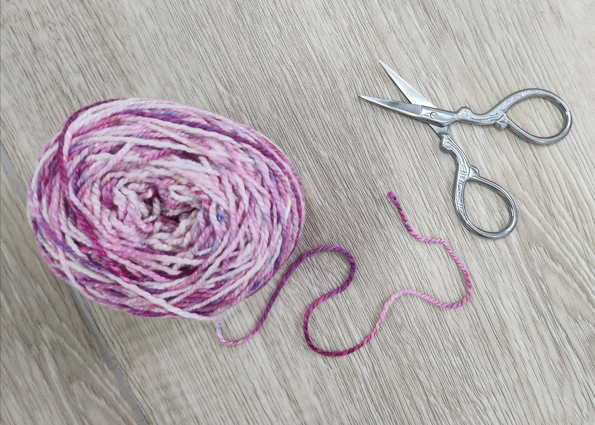 Ombre stainless steel craft embroidery scissors.