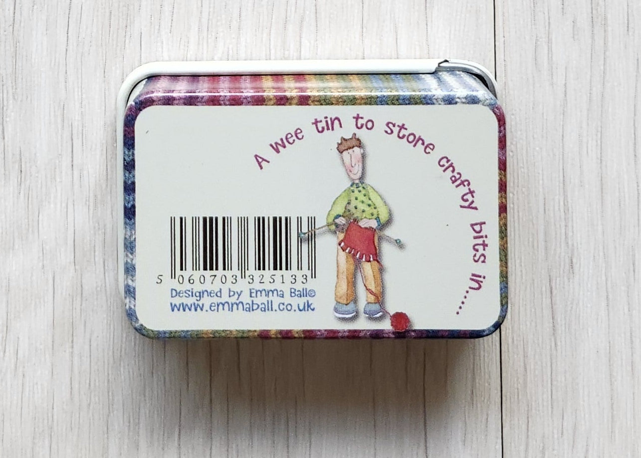 Small tin with  crochet characters