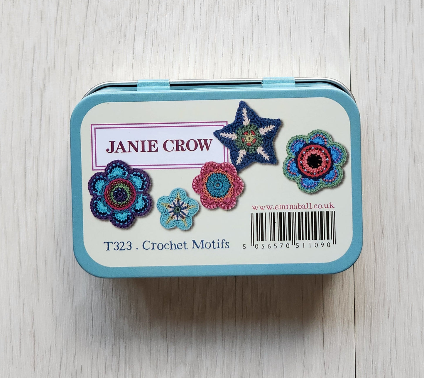 emma ball hinged small notions tin