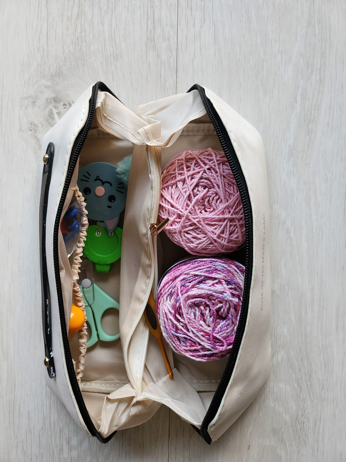 Diagonal Zipper PU Leather Travel Bag