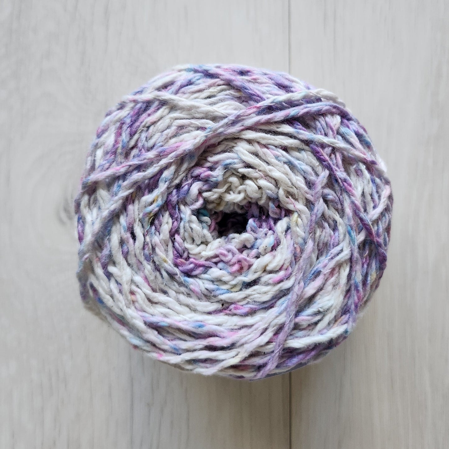 MoYa Caresse yarns