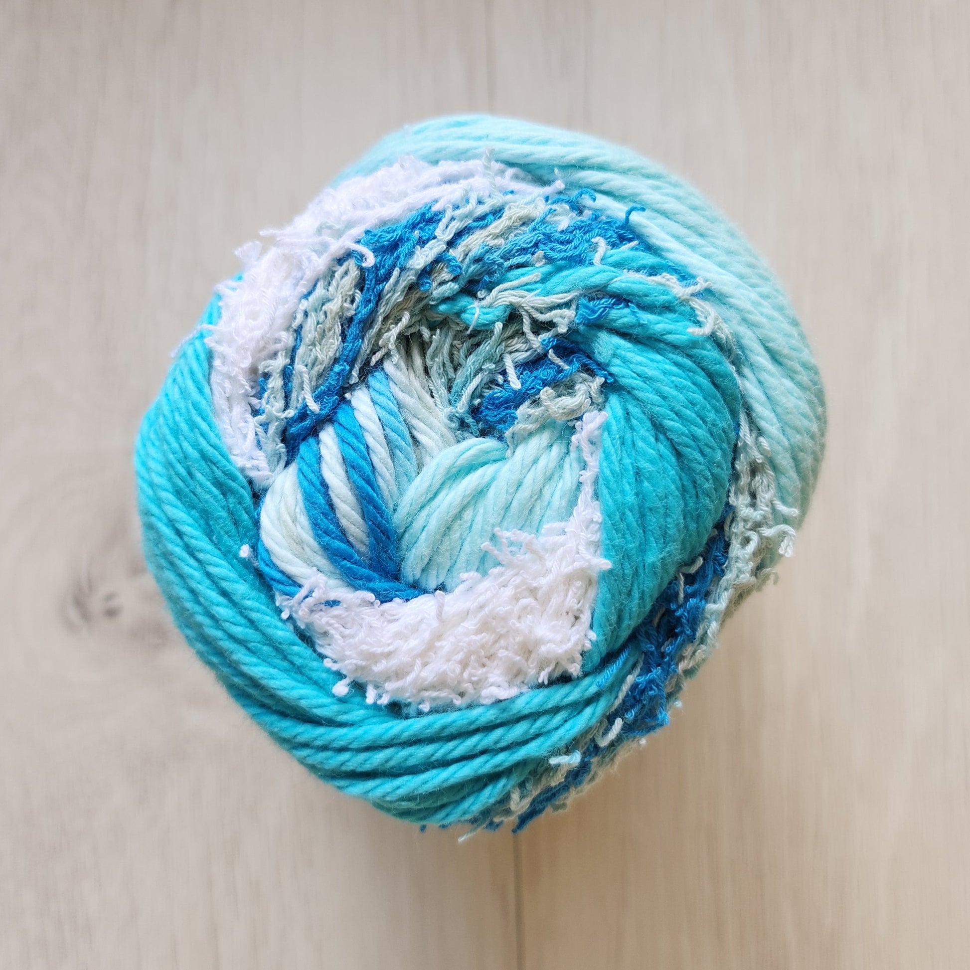 lily n cream scrub off blue