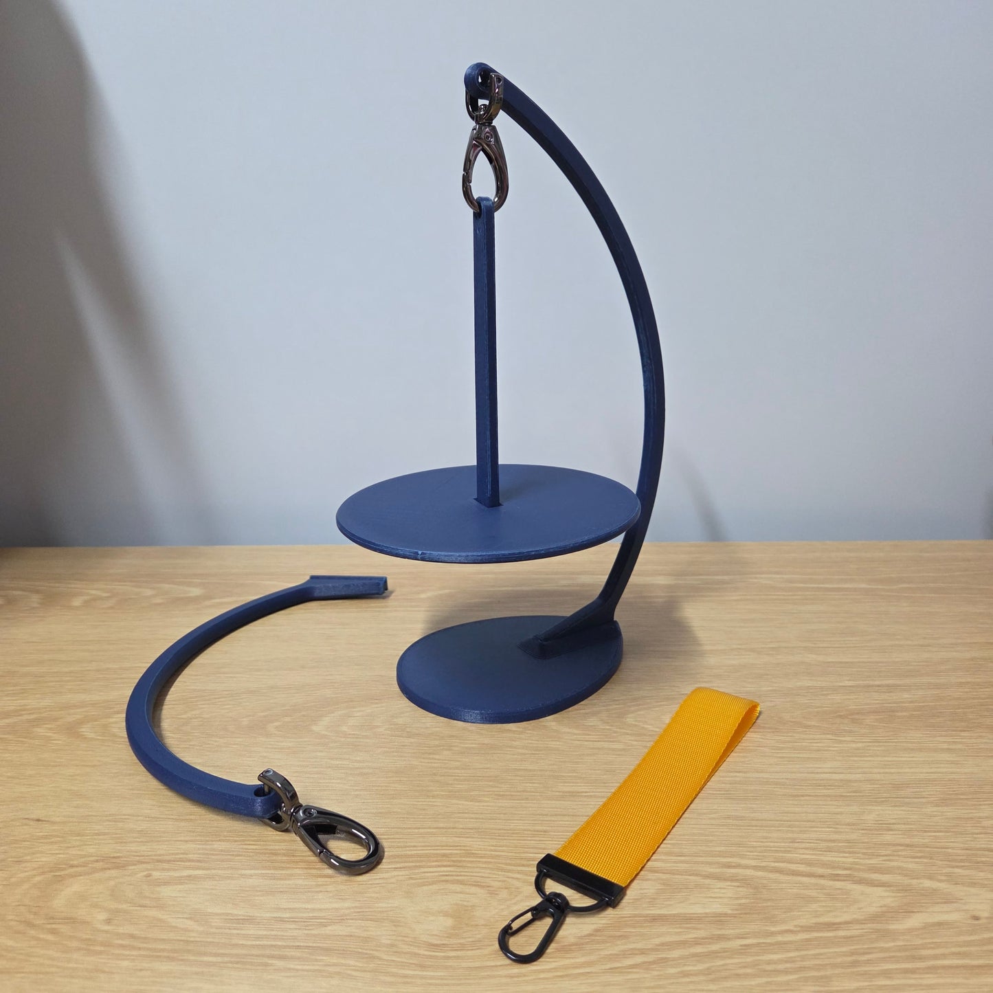 Two-in-One Yarn Holder