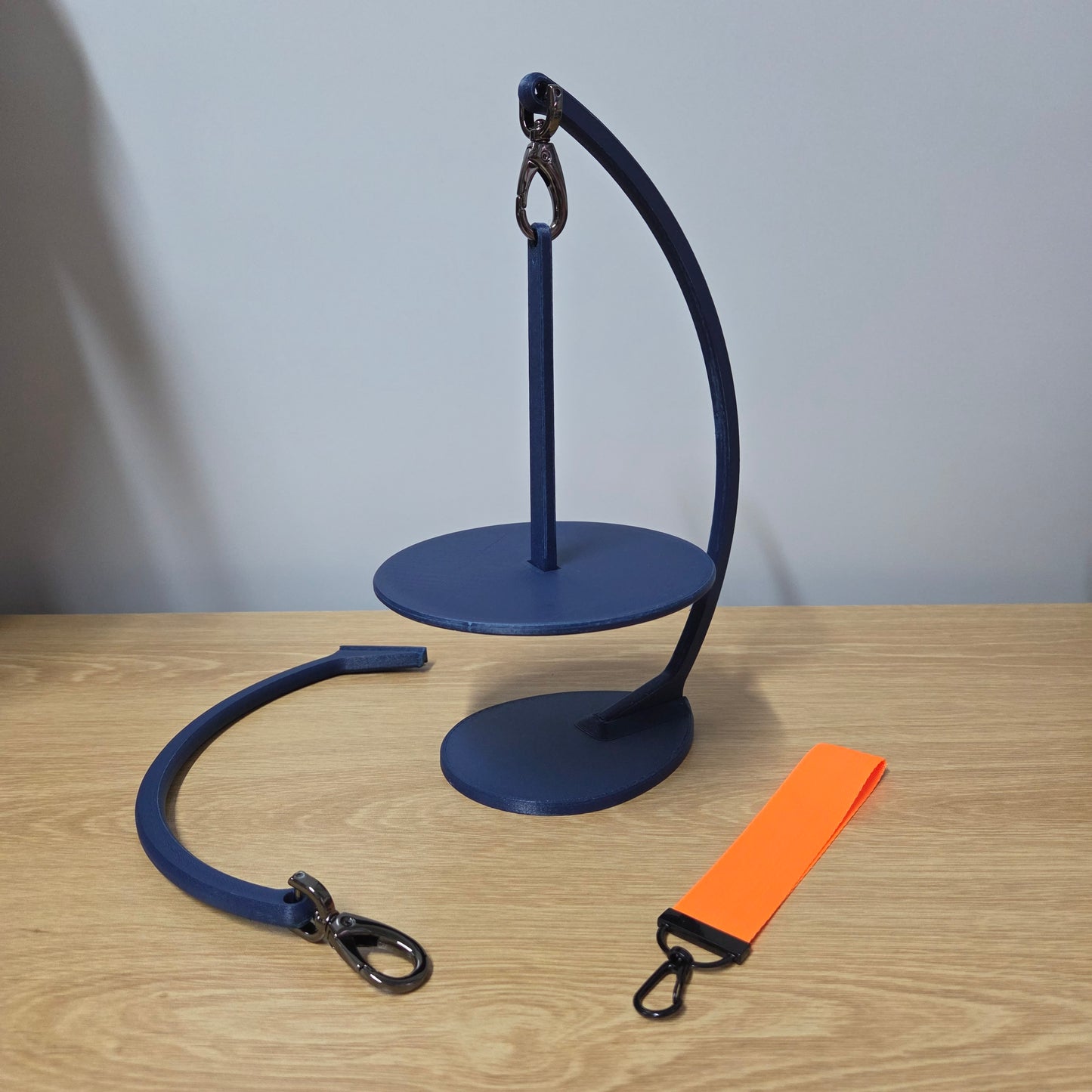 Two-in-One Yarn Holder
