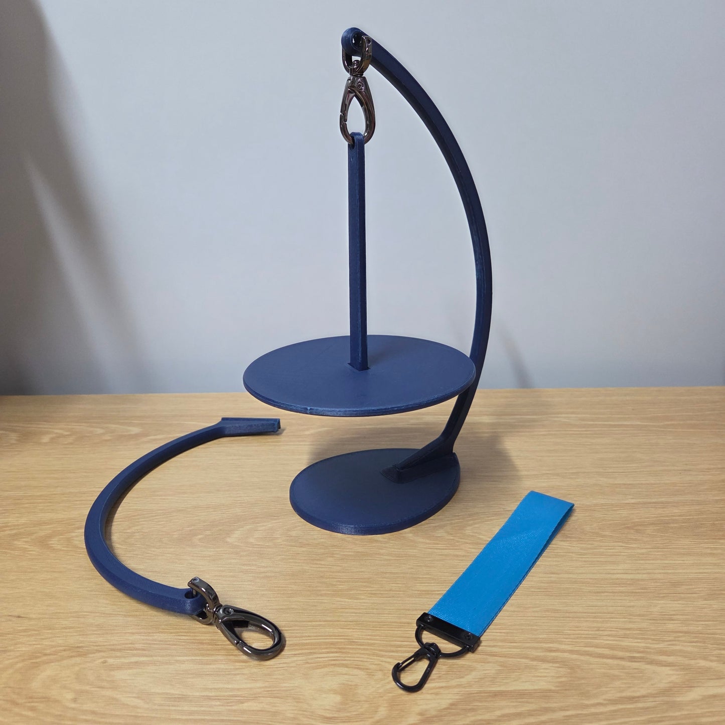 Two-in-One Yarn Holder
