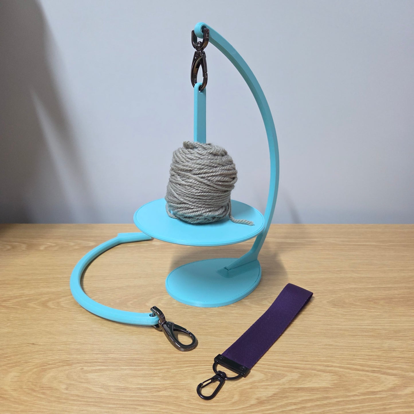 Two-in-One Yarn Holder