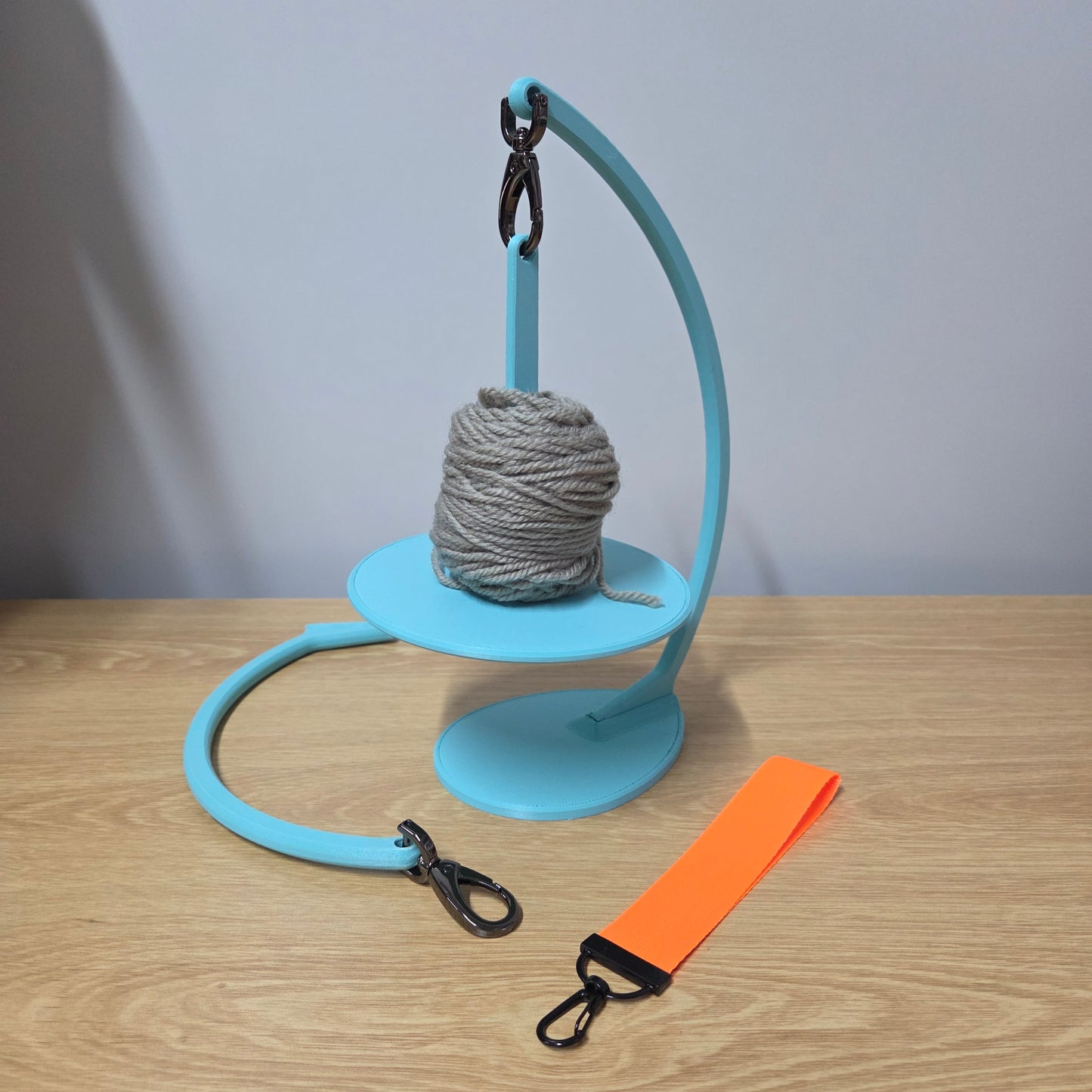 Two-in-One Yarn Holder
