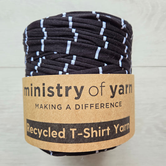Alter Black and White Stripes T-shirt Yarn