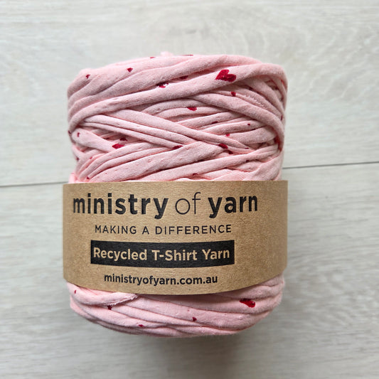 Sweet Pink Hearts T-shirt Yarn