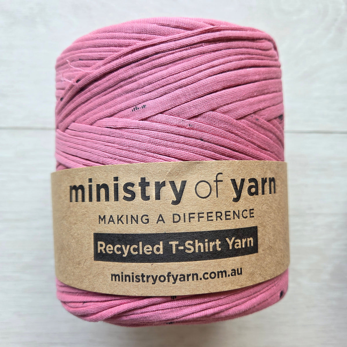 Strawberry Splotch T-shirt Yarn